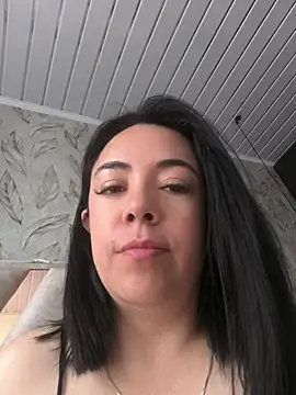 Bella fournier online show from 04/02/26, 07:42