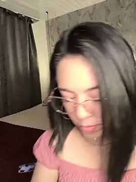 Bella fournier online show from 04/05/26, 11:11