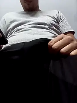 mahhh2024 online show from 10/18/25, 03:36