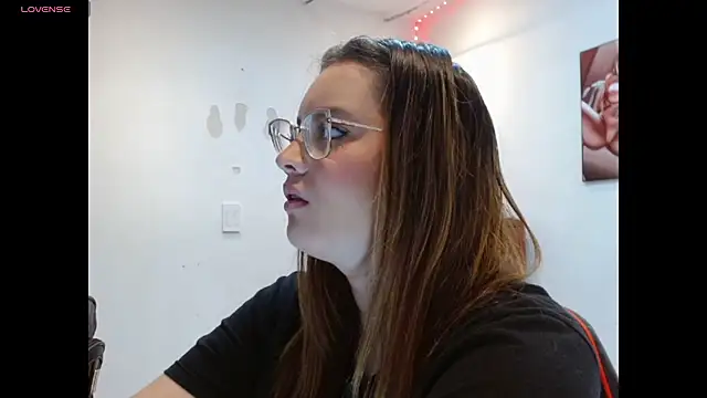 kendallclarkk03 online show from 12/30/24, 03:36