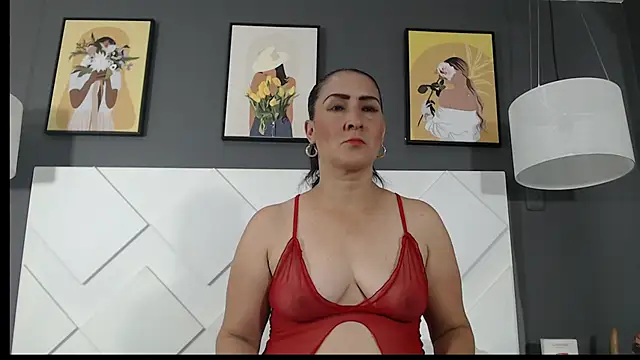 Snapshot of KyleDoom chatting on 10/24/25, 03:27 KyleDoom online show from 10/24/25, 03:27