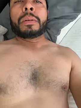 Snapshot of joselo8888 chatting on 04/18/26, 12:02 joselo8888 online show from 04/18/26, 12:02