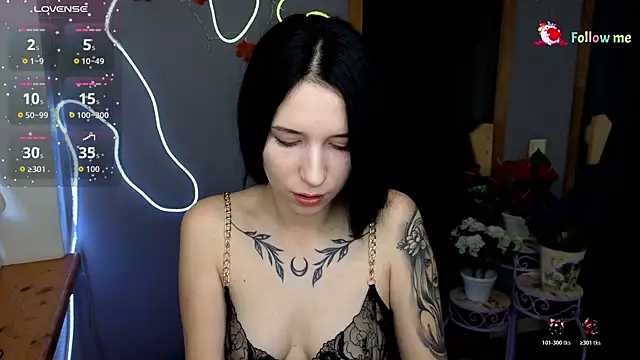 KarolinaBlacks online show from 11/22/25, 06:45