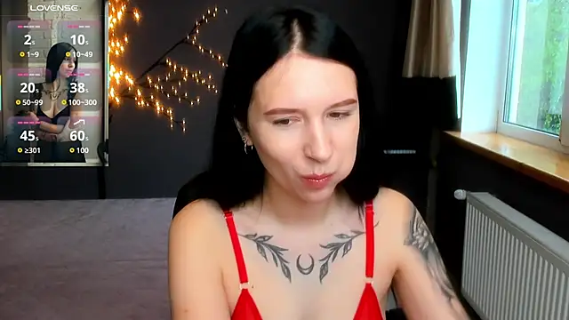 KarolinaBlacks online show from 04/19/26, 05:41