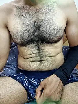 Snapshot of hard___cock chatting on 06/01/26, 01:50 hard cock online show from 06/01/26, 01:50