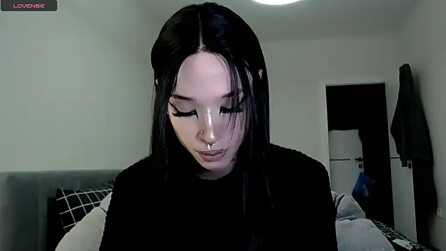 Snapshot of Dasha_M chatting on 09/27/25, 02:12 Dasha M online show from 09/27/25, 02:12