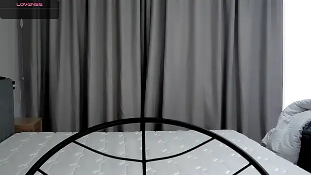 Dasha M online show from 12/21/25, 09:55