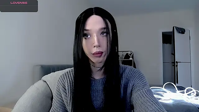 Snapshot of Dasha_M chatting on 10/17/25, 07:55 Dasha M online show from 10/17/25, 07:55