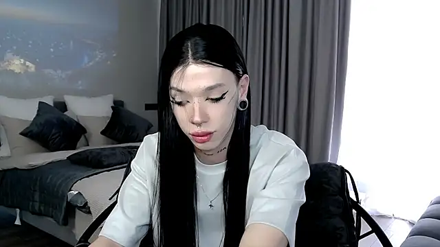 Dasha M online show from 02/25/26, 10:04