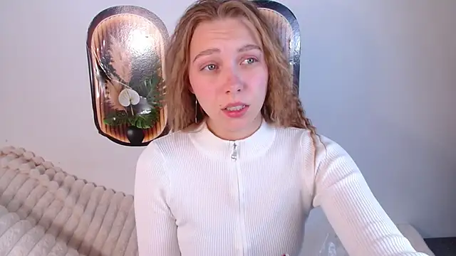 Snapshot of bellaa_love_ chatting on 05/11/26, 12:34 bellaa love online show from 05/11/26, 12:34