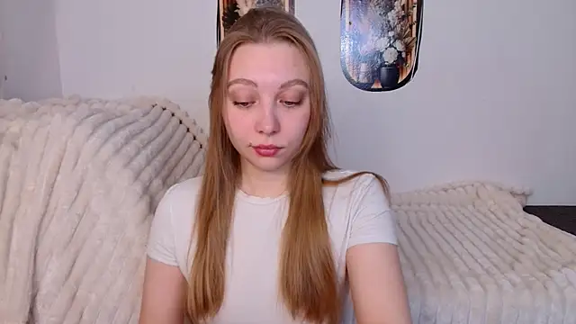 Snapshot of bellaa_love_ chatting on 04/14/26, 12:26 bellaa love online show from 04/14/26, 12:26