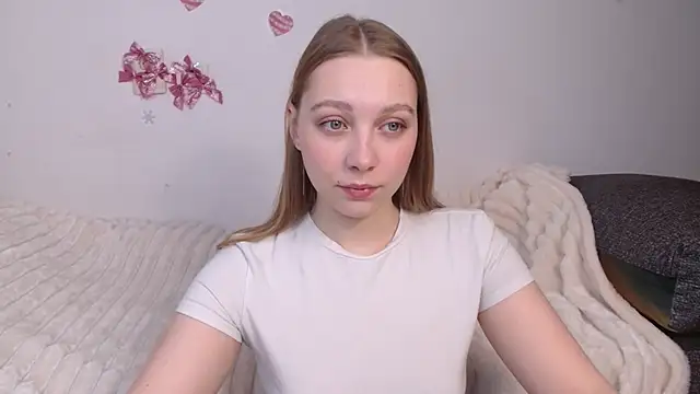 Snapshot of bellaa_love_ chatting on 03/03/26, 11:34 bellaa love online show from 03/03/26, 11:34