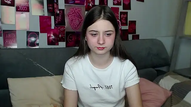 MilanaRoza online show from 10/24/25, 05:17