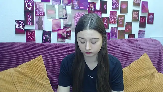 MilanaRoza online show from 03/15/26, 06:09