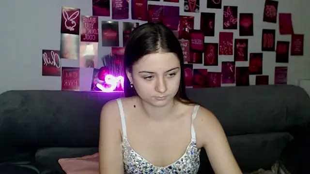 MilanaRoza online show from 11/17/25, 02:10