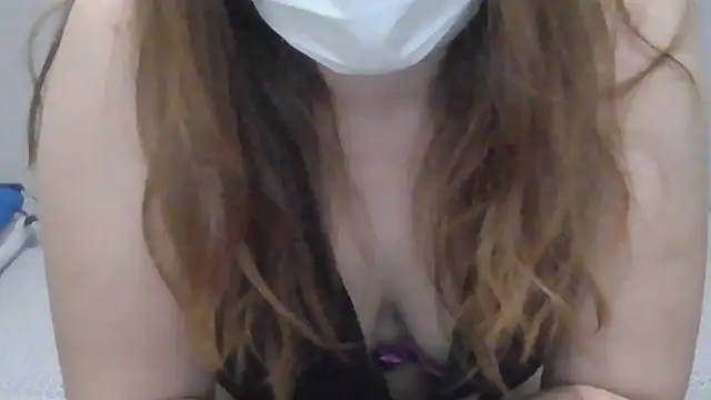 Snapshot of simay1111 chatting on 02/24/25, 12:05 simay1111 online show from 02/24/25, 12:05