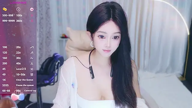 Snapshot of xiaoxiaoguaibao chatting on 12/14/25, 09:15 xiaoxiaoguaibao online show from 12/14/25, 09:15