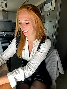 Redhairedteacher online show from 09/24/25, 08:54