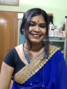 yoursweety09 online show from 04/18/26, 01:46