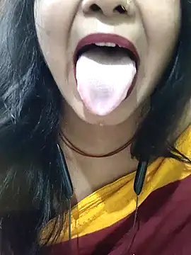 yoursweety09 online show from 02/02/26, 06:23