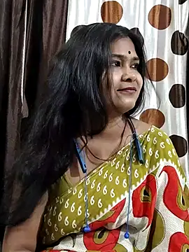 yoursweety09 online show from 04/19/26, 12:11