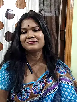 yoursweety09 online show from 11/18/25, 08:39