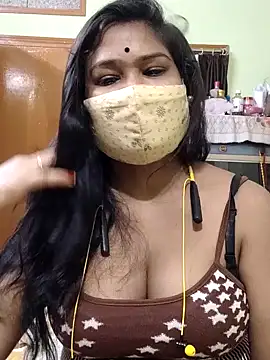 yoursweety09 online show from 06/18/26, 02:11