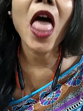 yoursweety09 online show from 11/03/25, 08:40