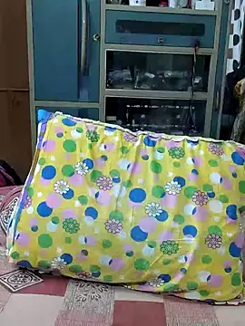 yoursweety09 online show from 10/19/25, 02:09