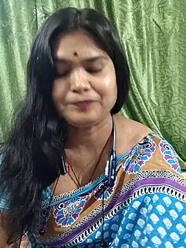 yoursweety09 online show from 12/23/25, 08:35