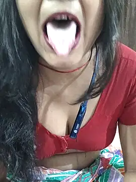 yoursweety09 online show from 04/25/26, 08:06