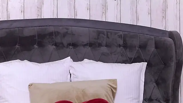 Snapshot of AnisiaConnor chatting on 11/30/25, 07:03 AnisiaConnor online show from 11/30/25, 07:03