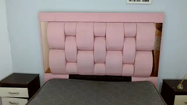 Eban Dustan online show from 09/23/25, 11:34