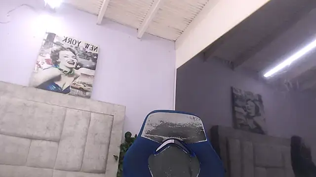 Eban Dustan online show from 09/30/25, 04:46