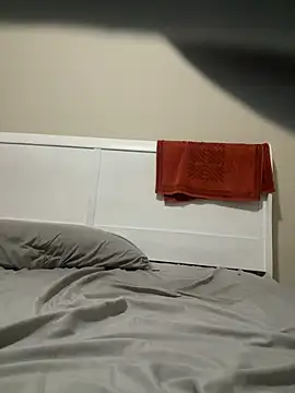 Snapshot of cumwatch3376 chatting on 12/26/24, 01:40 cumwatch3376 online show from 12/26/24, 01:40