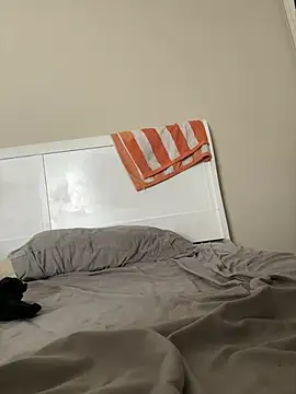 Snapshot of cumwatch3376 chatting on 02/01/25, 04:32 cumwatch3376 online show from 02/01/25, 04:32