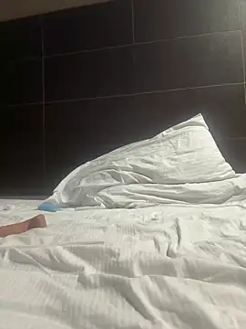 Snapshot of cumwatch3376 chatting on 01/28/25, 05:11 cumwatch3376 online show from 01/28/25, 05:11