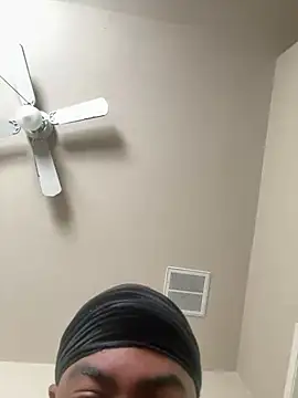 Snapshot of cumwatch3376 chatting on 02/26/25, 04:05 cumwatch3376 online show from 02/26/25, 04:05