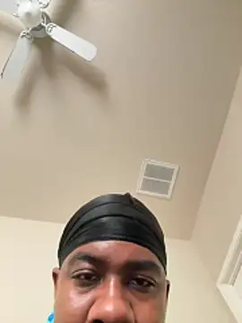 Snapshot of cumwatch3376 chatting on 10/23/25, 01:21 cumwatch3376 online show from 10/23/25, 01:21