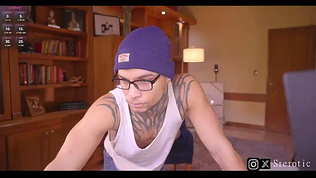  srerotic online show from 11/19/25, 03:45