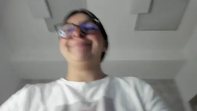 Vioolletta online show from 11/28/25, 07:25