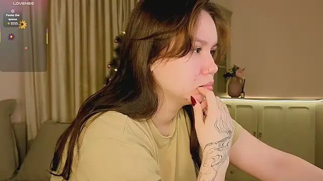 Alisia Mars online show from 12/16/25, 06:17