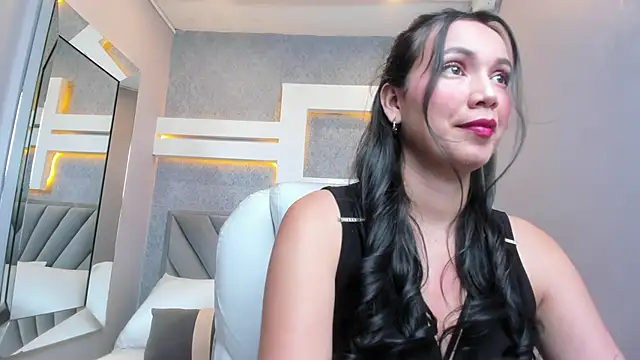 Snapshot of JessicaMilan chatting on 02/11/25, 04:11 JessicaMilan online show from 02/11/25, 04:11