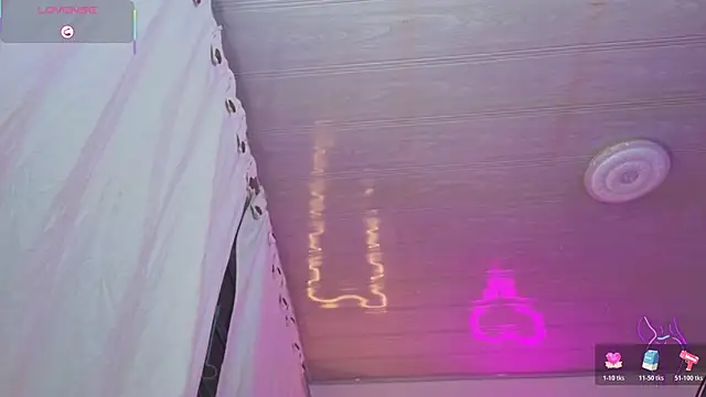 Laylafoxy tay online show from 11/20/25, 03:51