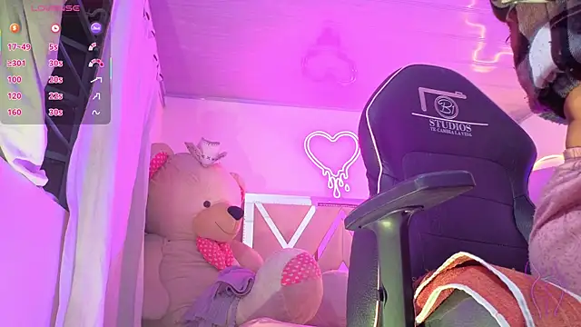 Laylafoxy tay online show from 01/09/26, 03:13