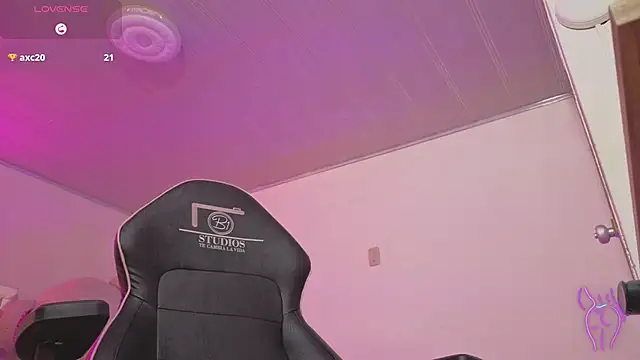 Laylafoxy tay online show from 11/30/25, 03:07