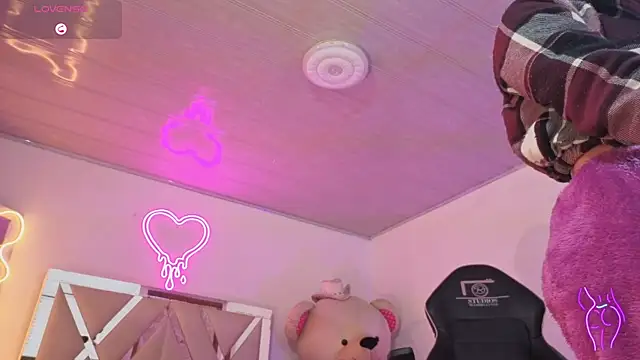 Laylafoxy tay online show from 11/09/25, 03:21