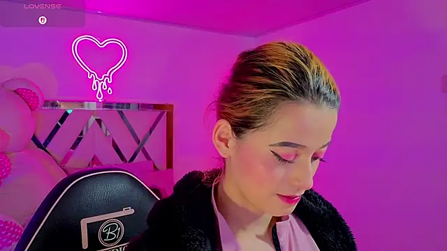 Laylafoxy tay online show from 09/19/25, 03:10