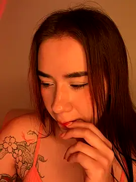 Im Valen Cute online show from 11/05/25, 04:26