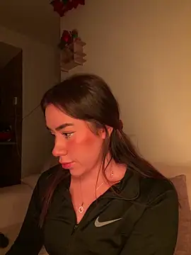 Im Valen Cute online show from 04/30/26, 03:46